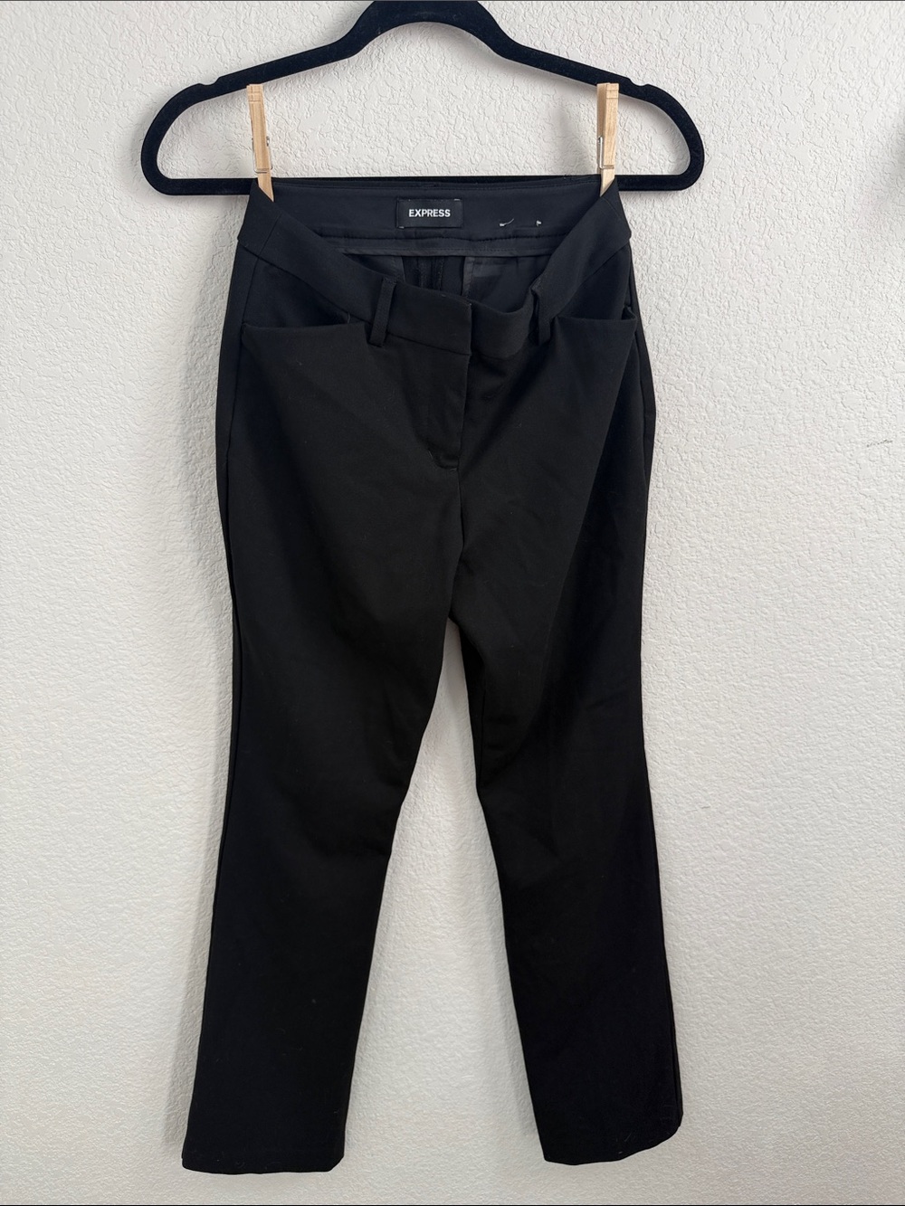 Express Black Straight-Leg Women's Dress Pants - Size 2R Stretch